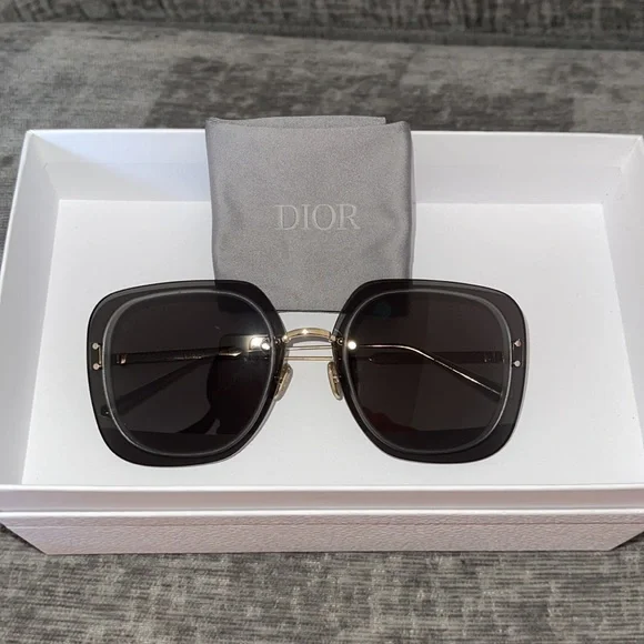 NWT Authentic Dior Ultra Sunglasses DiorSignature B8U Black Oval Sunglasses | DIOR main image 3
